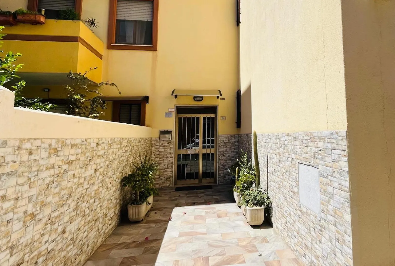 Modern Blue Apartment Quartu Sant'Elena 0*,