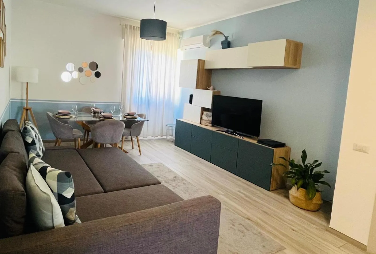 Modern Blue Apartment Quartu Sant'Elena